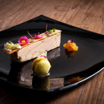 Foie-gras em terrina Macarron. chef Cláuudio Pontes.