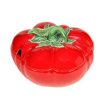 Terrina tomate by Bordallo Pinheiro, €50.