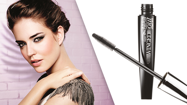 WingedOutMascara_Model_br