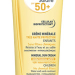 Crème Minérale Très Haute Protection SPF 50+, da linha ABC Derm Solaire, da Bioderma. Em farmácias, 50 g, €12,10.