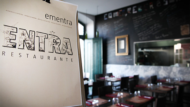 É só entrar a aprender a cozinhar!