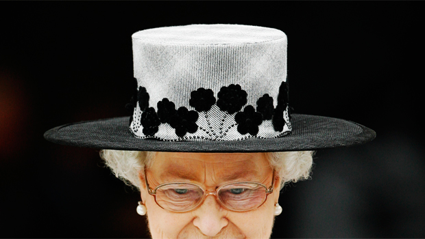 Os chapéus da rainha Isabel II