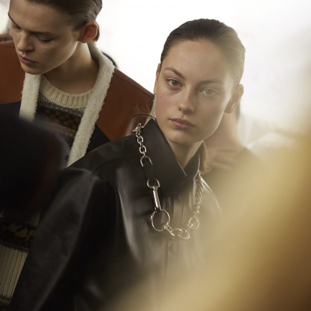 tods-w-fw-19-20-backstage-images-21