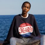 Os brilhos dos anos 80 chegam à Bershka