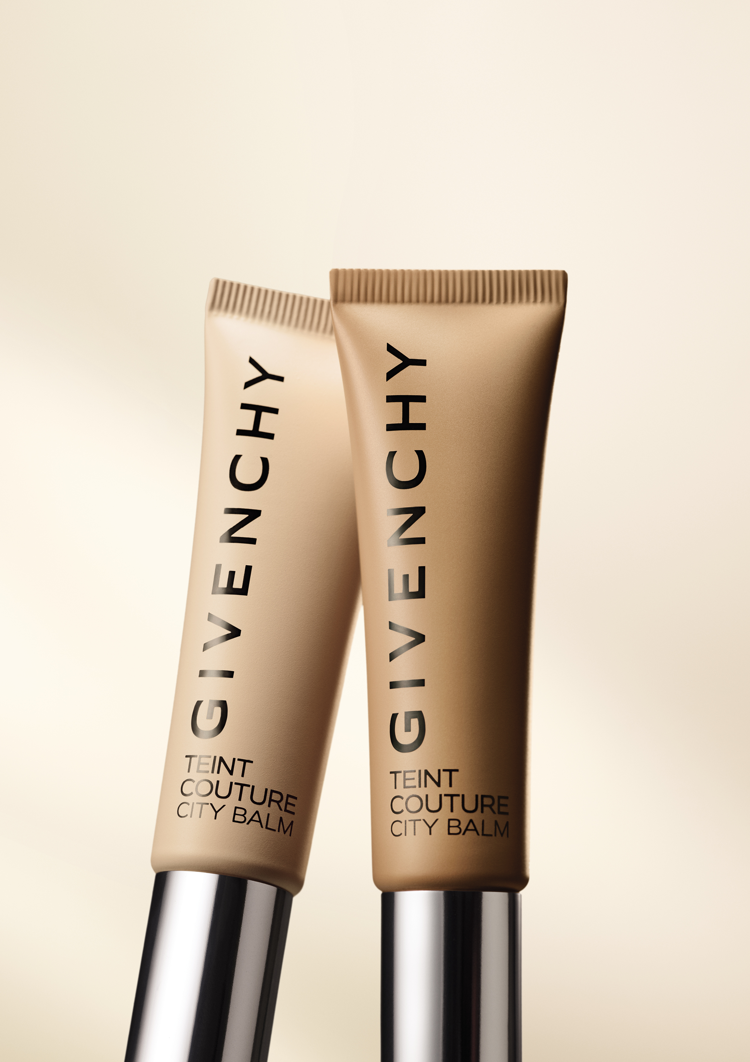 TEINT COUTURE CITY BALM DUO PR STILL LIFE VISUAL 2020