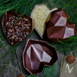Diamantes de chocolate com recheio de brigadeiro, €25/unidade