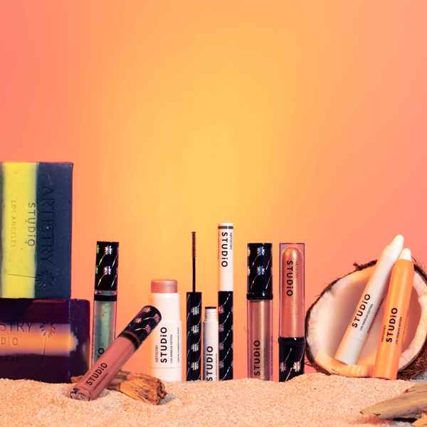 Artistry Studio LA Edition Collection Beach Social