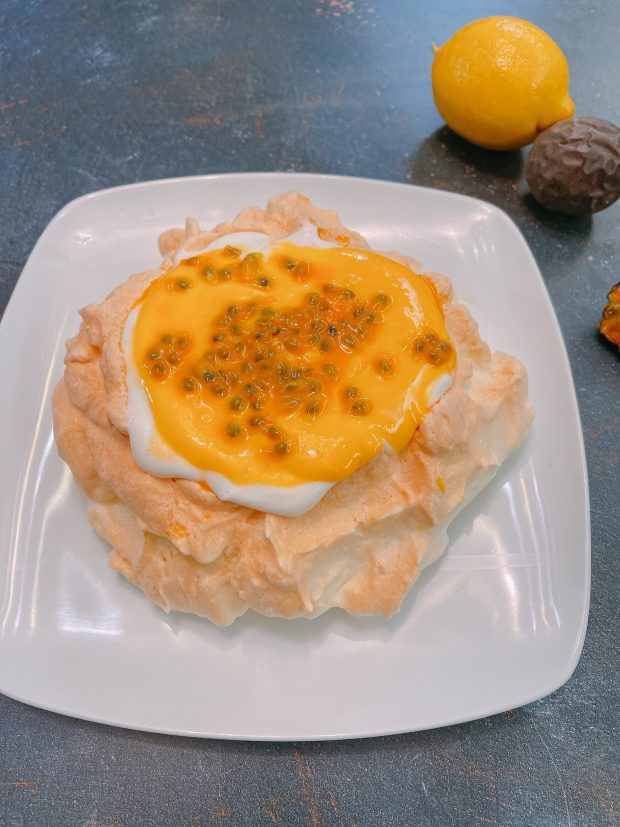 Pavlova com creme de limão saudável. Ana Ni Ribeiro