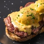 Benedict de Picanha. © The Foodies Club 2021