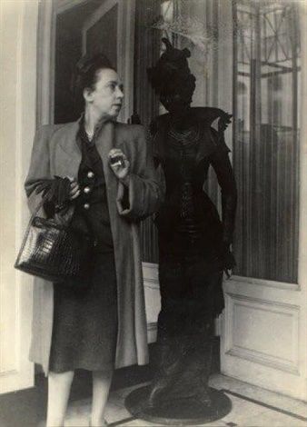 Elsa Schiaparelli place Vendôme Paris ca 1950 photo Georgette Chadourne