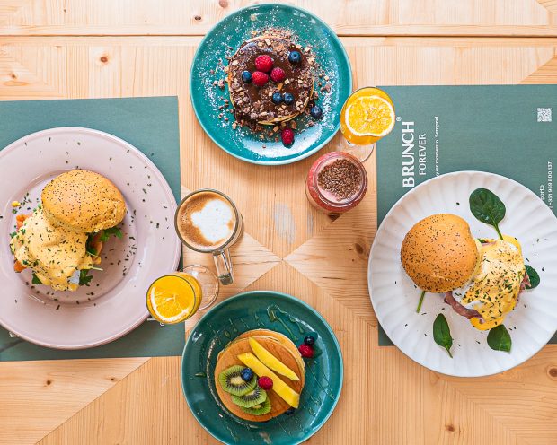 (c) Brunch Forever