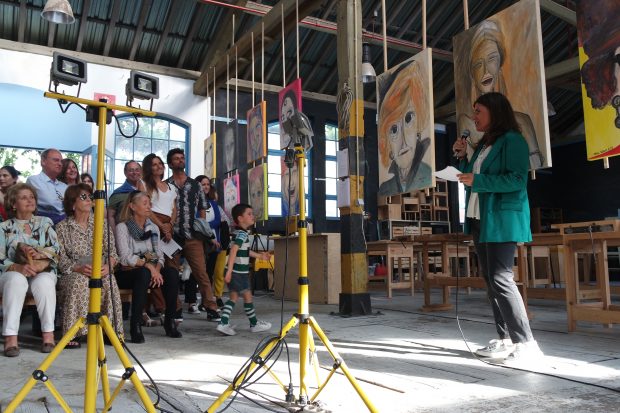 (c) Maria Seruya