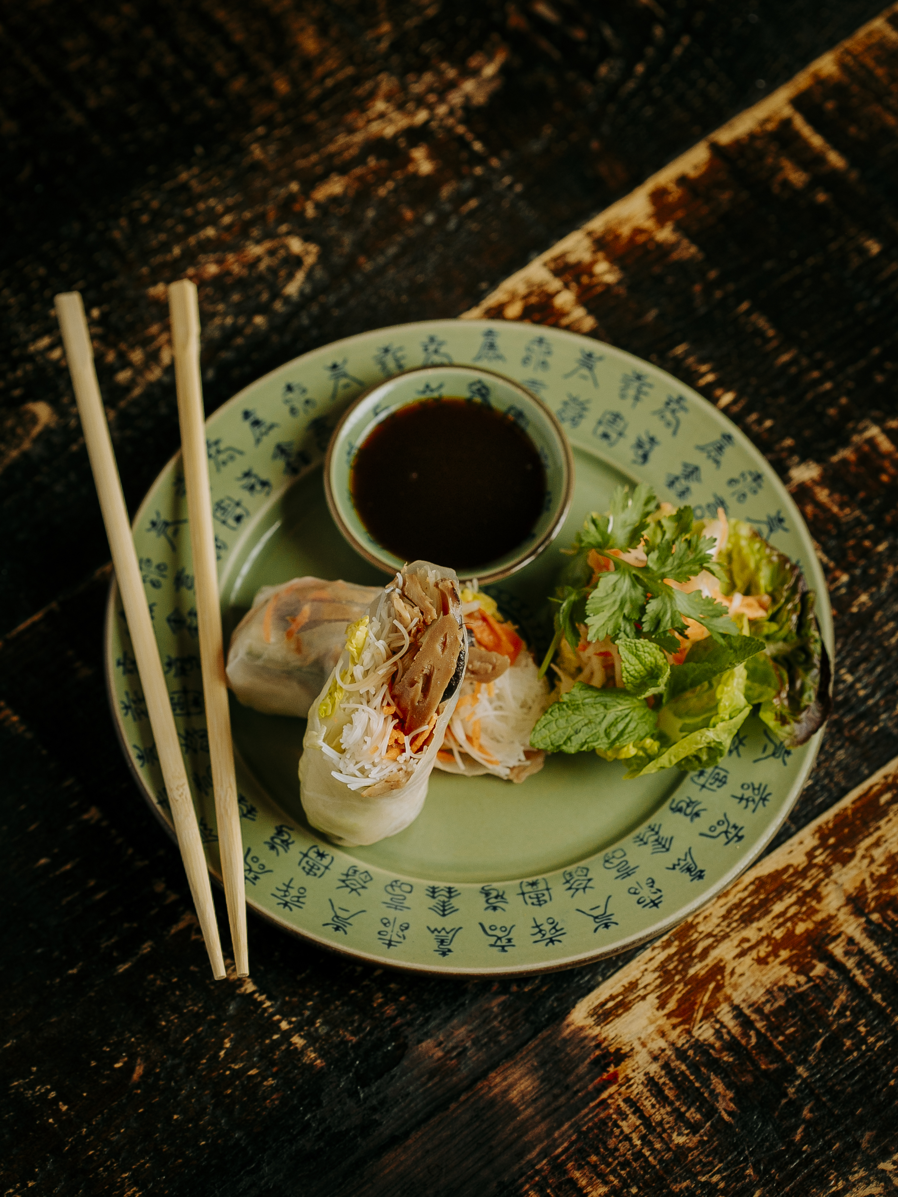 Goi Cuon – Rolo Vietnamita com salada, cogumelos, ervas aromáticas e proteína vegetal Heura_9,50€
