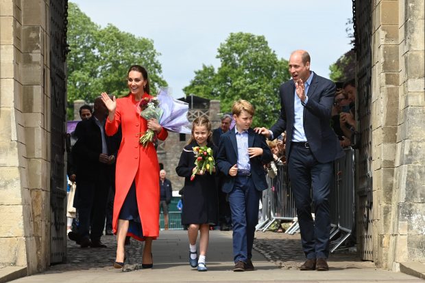 Kate Middleton durante a visita ao Castelo de Cardiff, no País de Gales