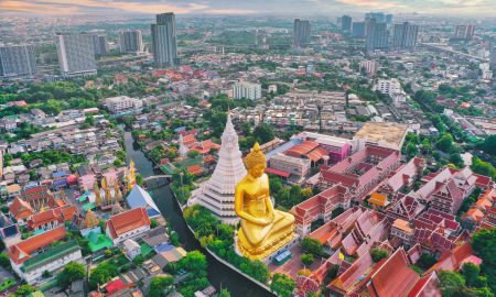 Bangkok Wat Paknam Phasi Charoen