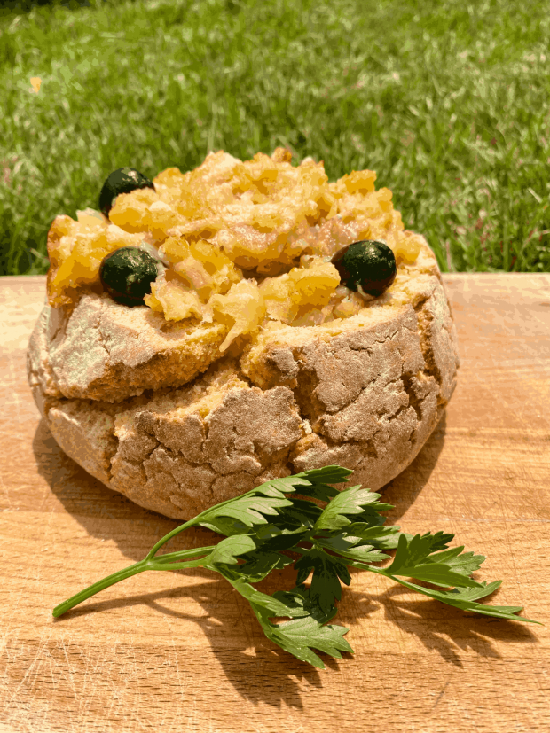 Broa de Milho Recheada com Bacalhau 1