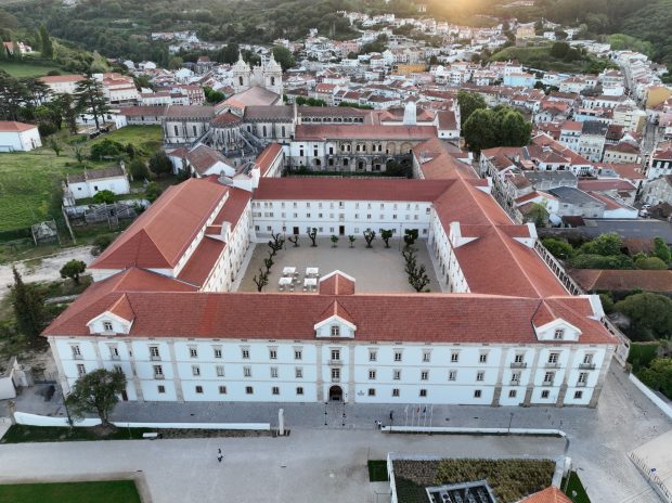 Montebelo-Mosteiro-Alcobaca-Historic-Hotel_Drone_1