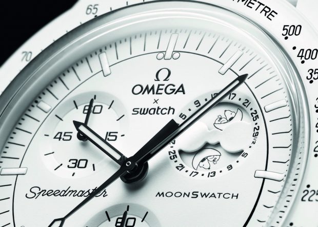 sc01_24_BioceramicMoonSwatch_MissionToTheMoonphase_close-up dial_Print