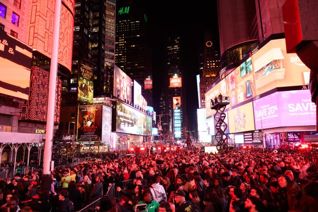 H&M and Charli xcx Times Square surprise concert.