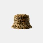 Chapéu bucket efeito de pelo animal print, Bershka, €5,99