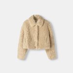 Trucker jacket com efeito de pelo encaracolado, Bershka, €25,99