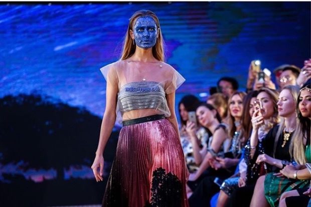 Elsa Dionísio assiste à semana de moda, Dubai
