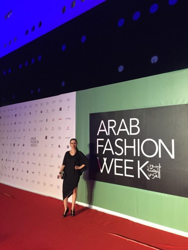 Elsa Dionísio durante a semana de moda, Dubai