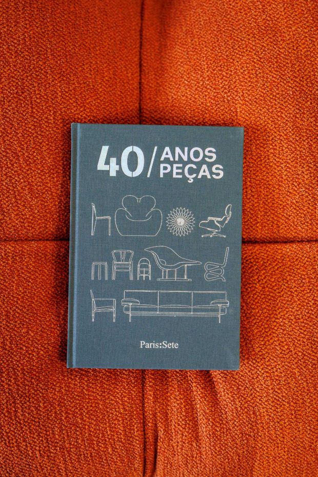 Livro "