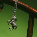 Estas marcas celebram o Ano do Cavalo de Fogo. 15 peças que queremos!